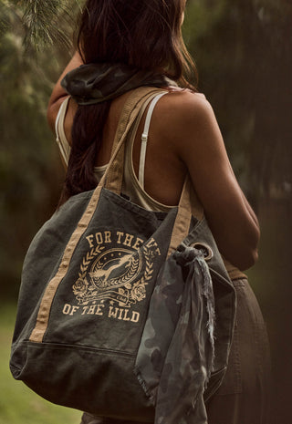 love-of-the-wild-tote-bag